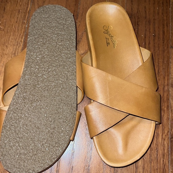 Seychelles Tan Leather Lighthearted Slide Sandals with Criss-Cross Straps - Picture 7 of 7